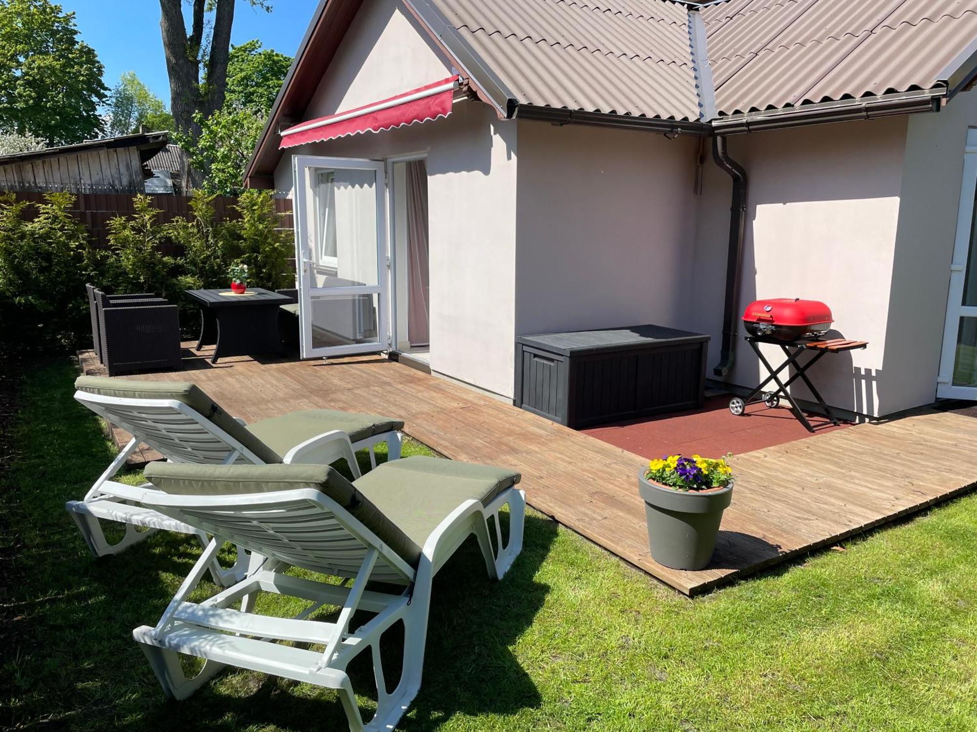 Sumarbústaður Cute Little House With Private Area And Terrace Jurmala